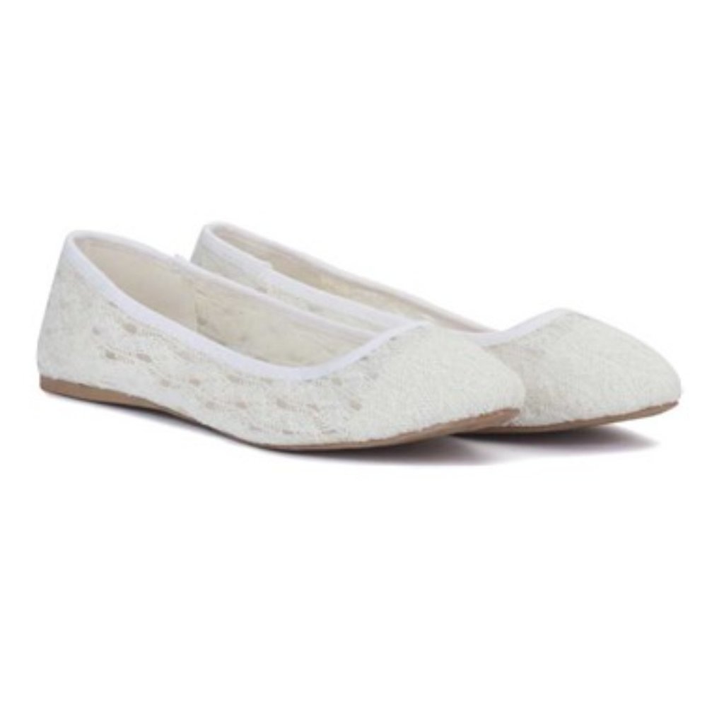 🌸 CUTE Qupid "Swift-63" in White Lace Flats (7) 🌸
